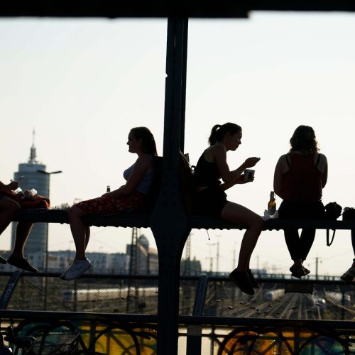 Rapporto Giovani 2026: la serie di podcast su Spotify